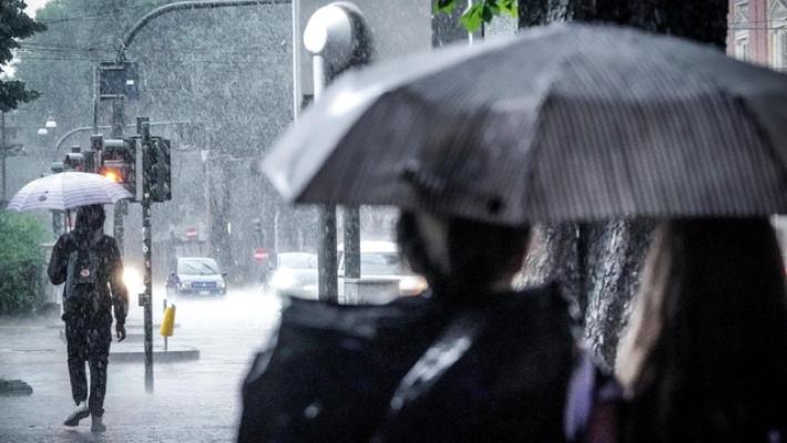 Manto bianco sulle Olimpiadi mentre persistono le piogge intense al Centro-Sud