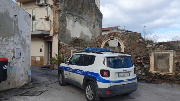 Case a rischio crollo nel Messinese, evacuazione per cinque famiglie