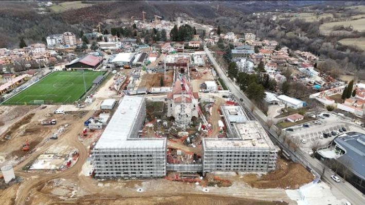 Ad Amatrice proseguono i lavori per Casa futuro, la visita di Boeri e Castelli