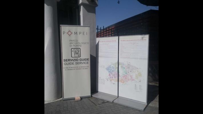 A Pompei chiude la postazione riservata alle guide, scatta la protesta