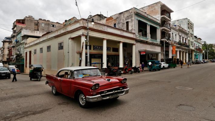 Il Cremlino, 'strangolamento' di Cuba da parte degli Usa