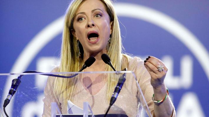 FB, Instagram e Twitter rimuovono video stupro Piacenza 