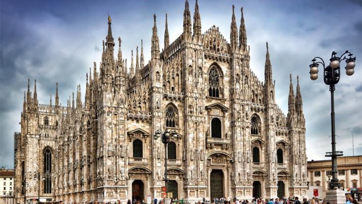 Milano:  ragazzo in gita cade da 6&deg; piano hotel e muore