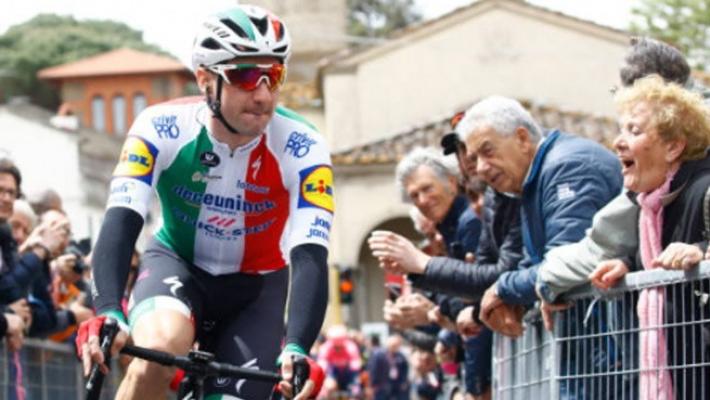 Giro, Viviani vince ma è declassato: in classifica primo Roglic