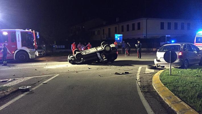 Pauroso incidente a Sorbolo nella notte: tre feriti