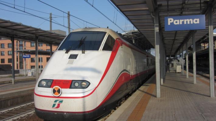 Frecciabianca soppressi. Milano è più «lontana»