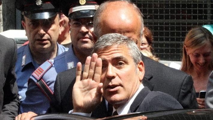 Truffato anche Clooney, coppia italiana fermata in Thailandia 