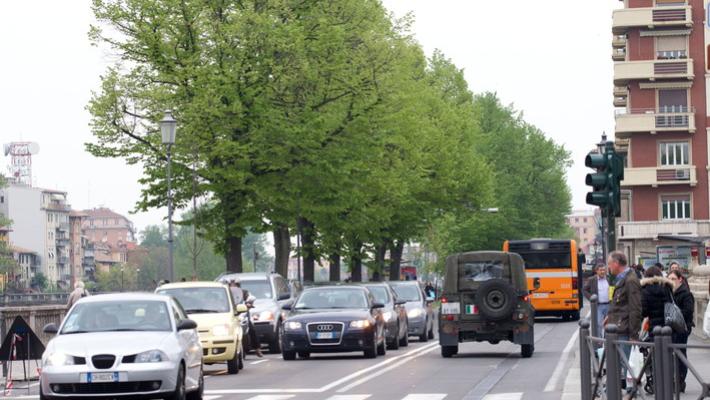Viale Mariotti chiuso al traffico per lavori. Le deviazioni dei bus 