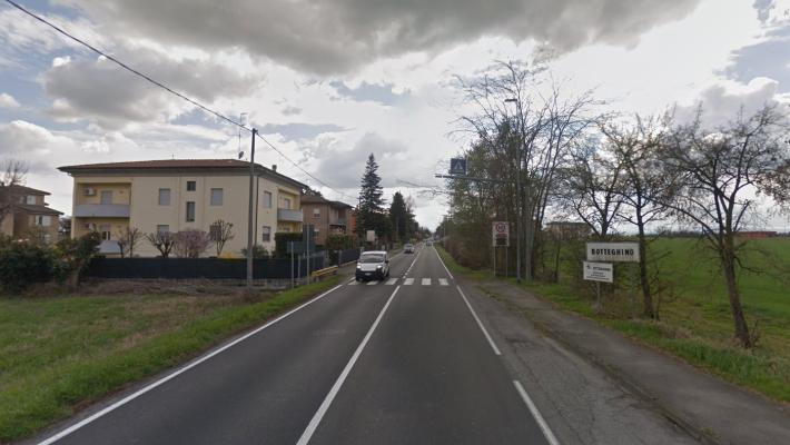 Botteghino, auto contro moto: un ferito
