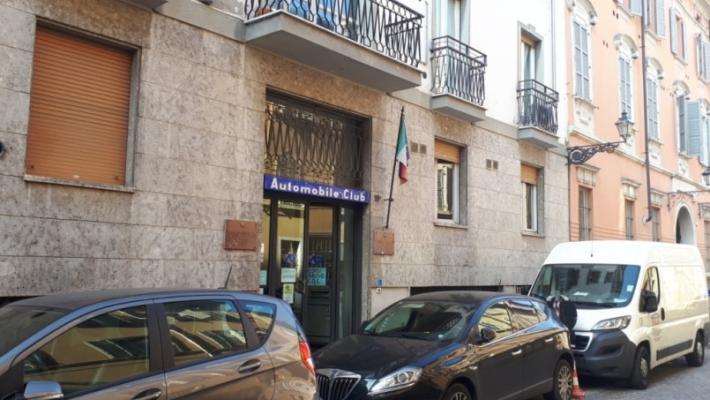 Computer in tilt (per un'ora) agli sportelli del Pra