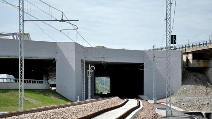Lavori sul ponte ferroviario a Parma: tra bus sostitutivi e treni soppressi