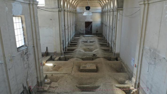 Ospedale Vecchio, scheletri sepolti sotto la Crociera