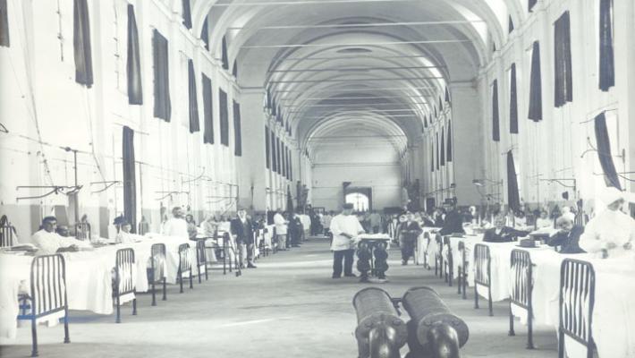 Torna in edicola il libro sull'eroe della carità dell'Oltretorrente  