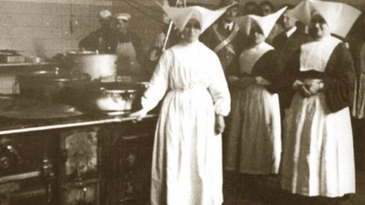 «Al sóri caplón'ni», angeli in corsia