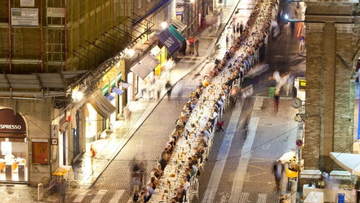 Cena dei Mille stasera in strada della Repubblica. Tutte le informazioni pratiche