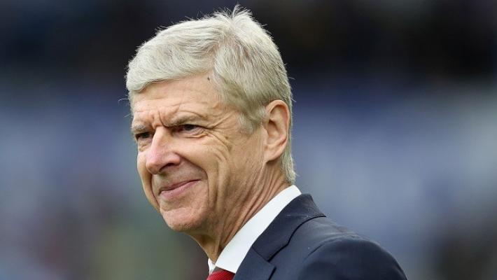 Wenger disperato, cerca un club