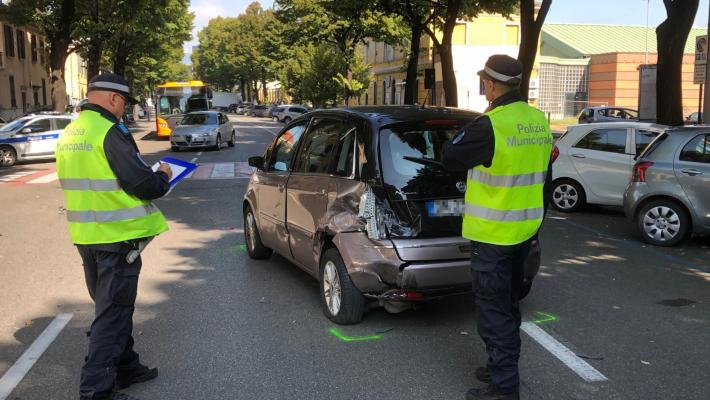 Investita sulle strisce: è in Rianimazione. Viale Mentana parzialmente chiuso 