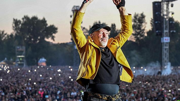 Vasco annuncia la sua nuova canzone 