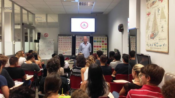 Arriva la serrata delle autoscuole, saltano 50% esami di guida