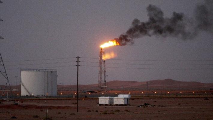 Comanda ancora il petrolio