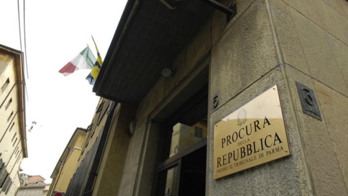 Violenza sessuale su una paziente: posturologo parmigiano sospeso dalla professione