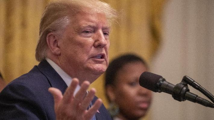 Trump: Romney un idiota presuntuoso