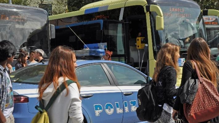 Tredicenne violentata, fermati due ventenni