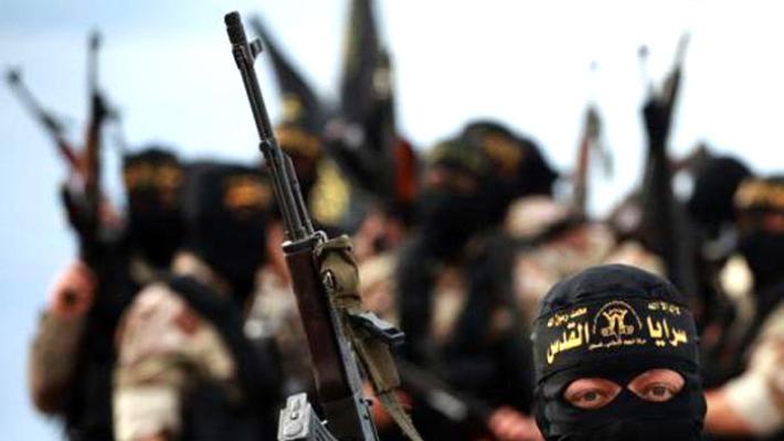  Siria, le Ong: 14 civili uccisi. Fonti curde: 'Scappati 800 affiliati dell'Isis'
