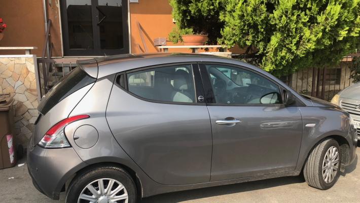 Complimenti per il parcheggio davanti al cancello