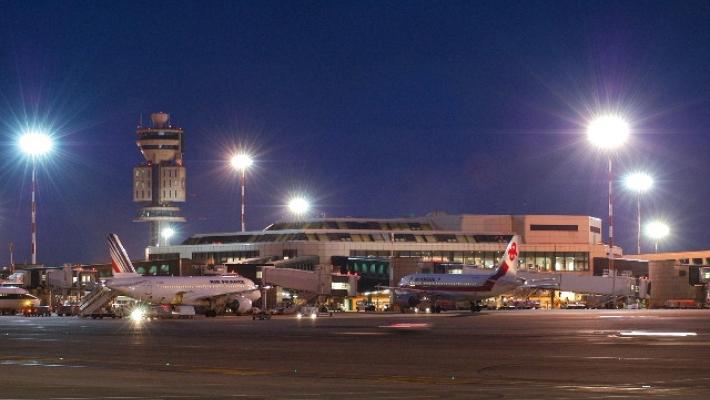 Linate, Clochard trovato morto legato con del filo di ferro