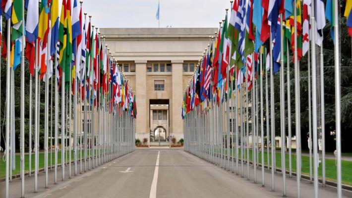 Curdo si dà fuoco davanti alla sede dell'Unhcr di Ginevra
