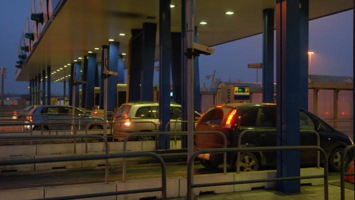 Dalle 21 fino  a domattina alle 5  chiuso il casello di Parma  dell'Autosole