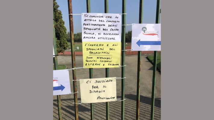 Campe scuola di via Po: gli  spogliatoi appena rifatti e inaugurati non  sono utilizzabili