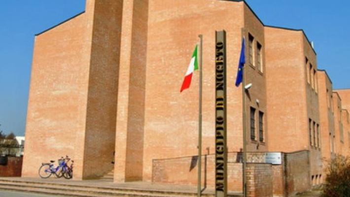 Profughi, Fecci contro chi non li fa lavorare