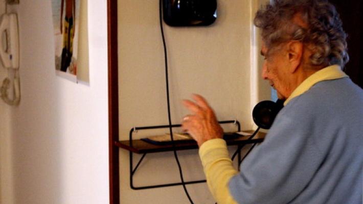 Allarme: 'truffa del pianto',  ma l'anziana non abbocca  