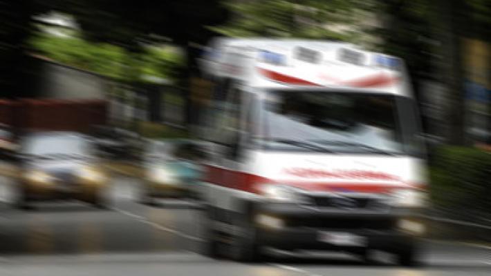 Como, Padre e figlia travolti in strada: lui muore,  lei  &egrave; grave