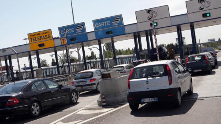 Autostrada A1, casello chiuso di notte da oggi  a mercoled&igrave;