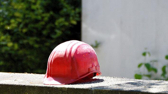 La Cgil: 'Morti sul lavoro, è una strage continua'