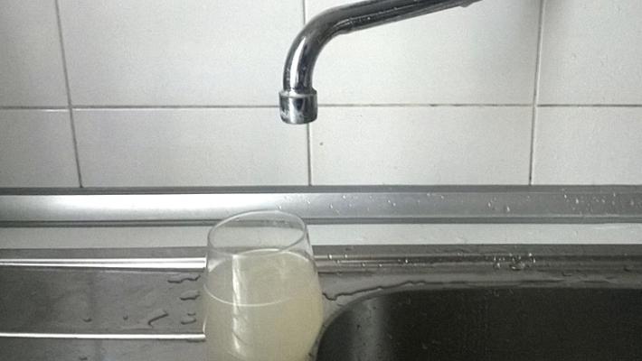 Ramiola e Rubbiano, dai rubinetti acqua torbida. Tecnici al lavoro