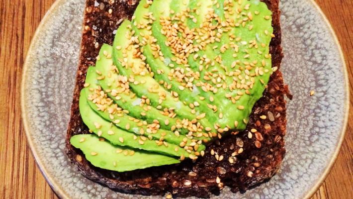 L'avocado toast batte il poke. E' il preferito dai millennials