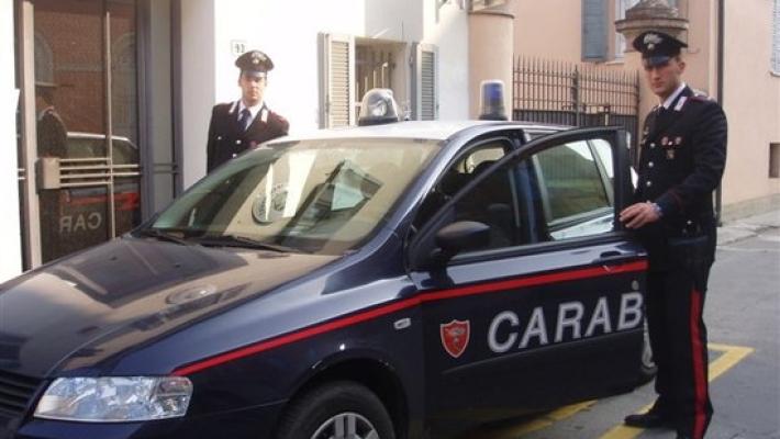 Donna uccisa in casa nella notte nel Novarese, fermato il marito