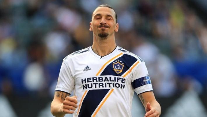 Ibrahimovic, occhiolino di Raiola a Milan e Napoli