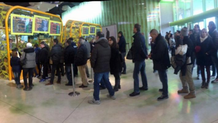 Anche a Parma esplode la Zalone-mania