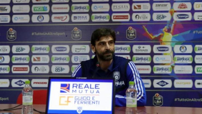 Banks è via, Brindisi guarda l'orologio