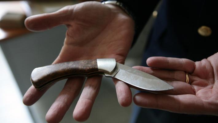 Anche all'Aja accoltellate tre persone da un terrorista ora in fuga