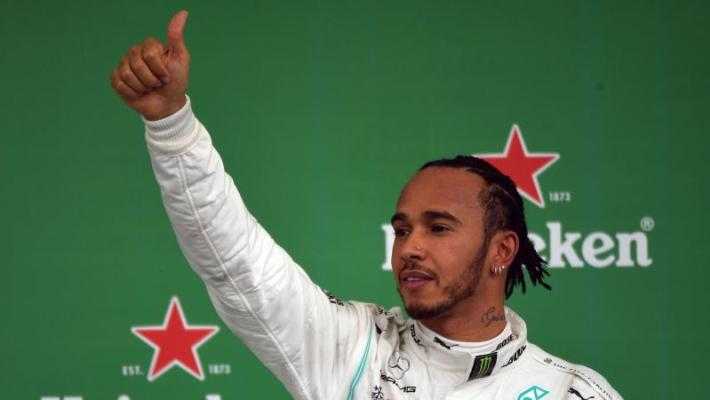 Gp Abu Dhabi: pole position per Hamilton