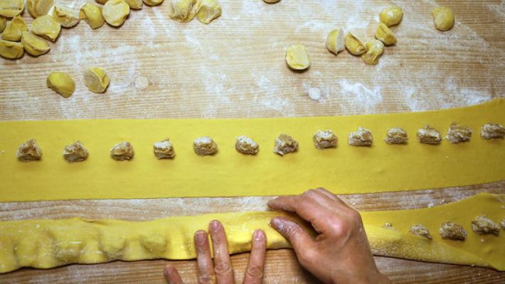  Dalla ricetta depositata dal notaio al vino giusto: speciale Anolini di Parma