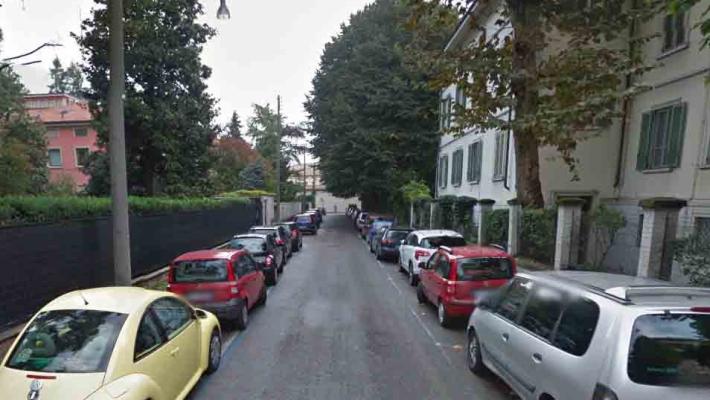 "Via Linati al buio: non c'è sicurezza"