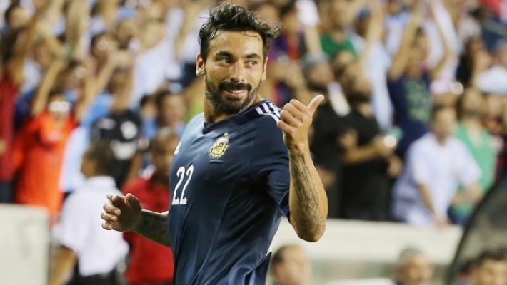 "Lavezzi ricoverato per overdose",  il figlio 'basta bugie' 