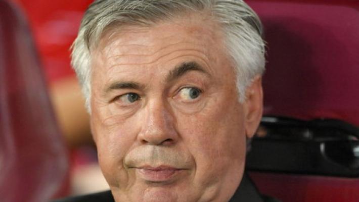 Gli ottavi di Champions non bastano, il Napoli esonera Ancelotti